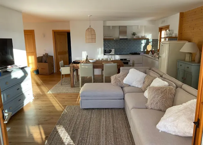 With Stunning View! Ski-in, Ski-out Appartement